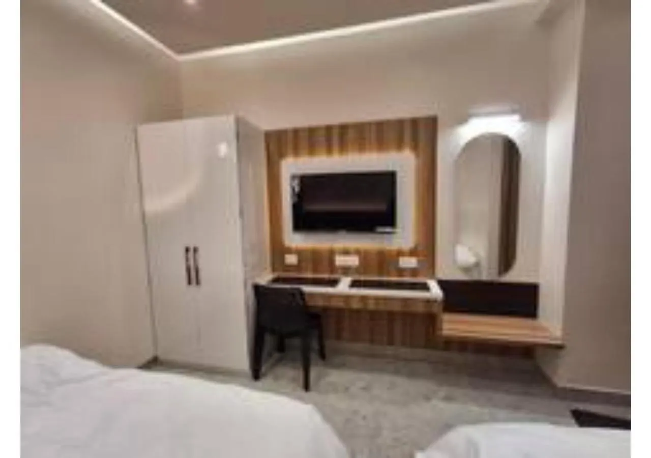 Raghav Vilas - Essence Of Kashi Varanasi Hotel
